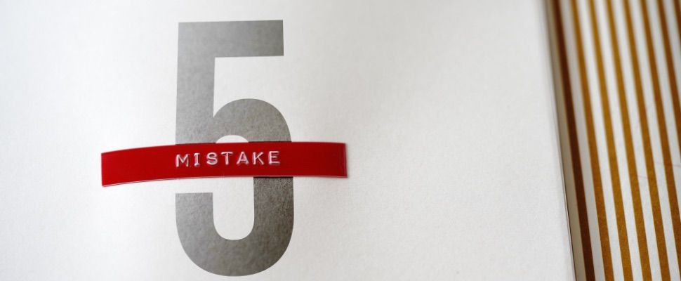 5 to represent 5 business mistake to avoid when shipping